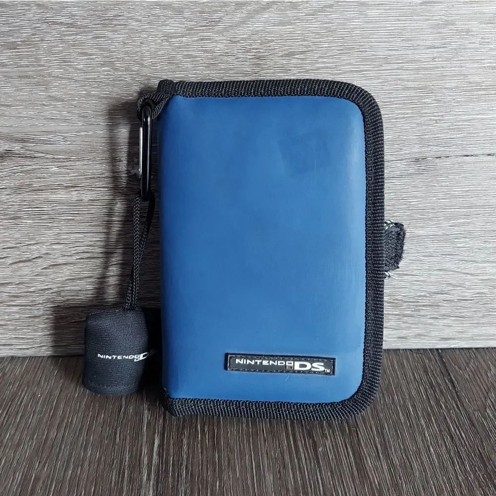 Nintendo DS Carrying Case